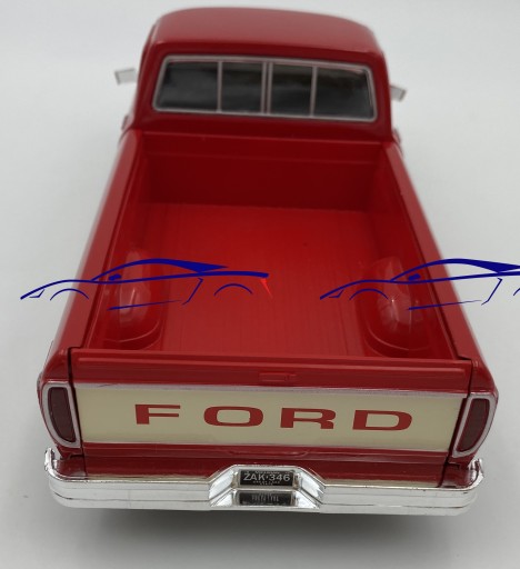 Ford F-150 Custom Pickup 1979 г. 1:24 Motormax 79346