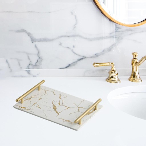 Мраморный поднос с ручкой Easy White Square.