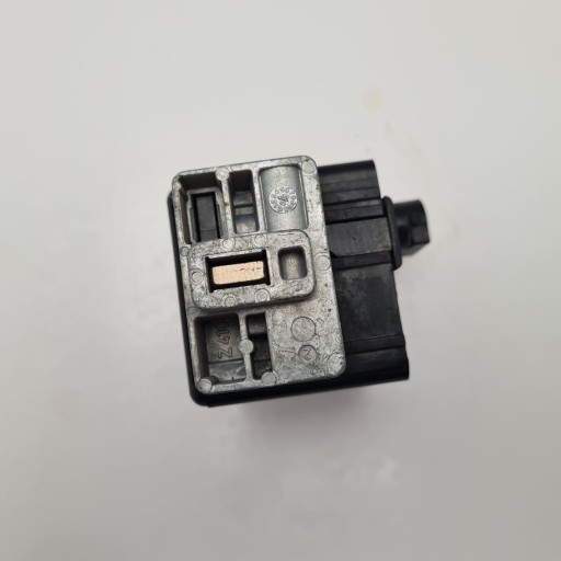 RENAULT MEGANE II ЗАМОК РУЛЕВОГО РУЛЯ 8200033233
