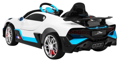 Автомобильный Bugatti Divo с дистанционным управлением на батарейках EVA LED MP3
