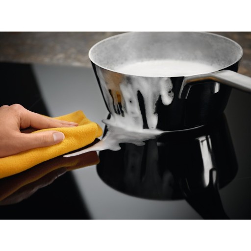 ELECTROLUX EIT61443B Индукционная варочная панель SLIM-FIT
