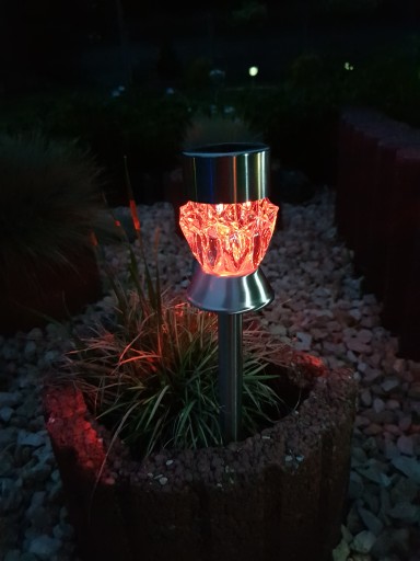 Lampka ogrodowa SOLARNA KRYSZTAŁ LED ZIMNA + RGB