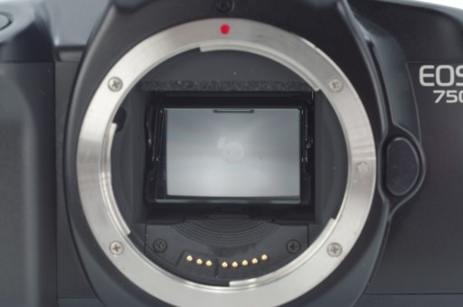 CANON EOS 750 – проблема с лампой