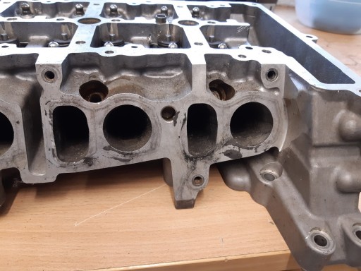 ГОЛОВКА ДВИГАТЕЛЯ BMW 2.0D N47 7810465 N47D20C E90 E87 E60 LCI