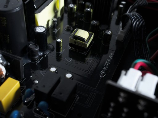 Интегральный усилитель Emotiva BasX A2m