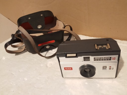 KODAK Instamatic CAMERA 50 с крышкой