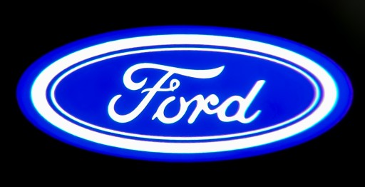 Светодиодные прожекторы Ford в зеркалах Focus Mondeo IV Kuga