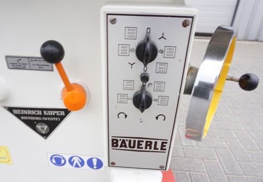 FREZARKA DOLNOWRZECIONOWA BAUERLE 7,5kW BLAT: 1100x920mm żeliwna prowadnica