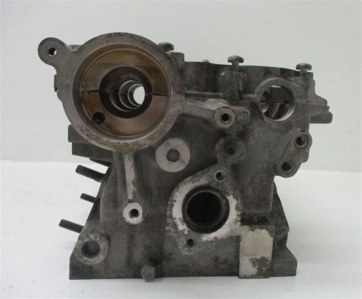 ГОЛОВКА ЦИЛИНДРА ПРАВАЯ AUDI A6 C6 2.4 V6 177 BDW 06E103374A