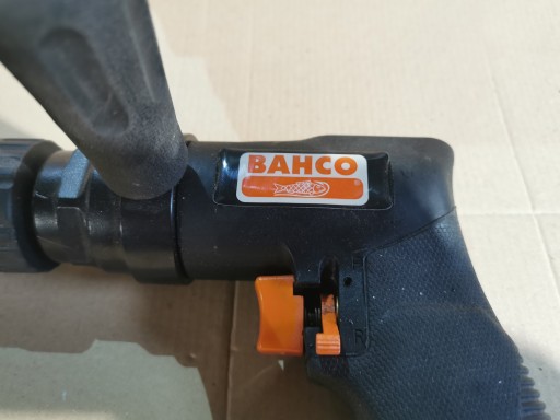 Реверсивная пневматическая дрель BAHCO BP825