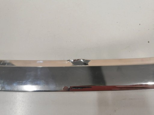 Chrom, listwa zderzaka przedniego PEUGEOT 407 2.070