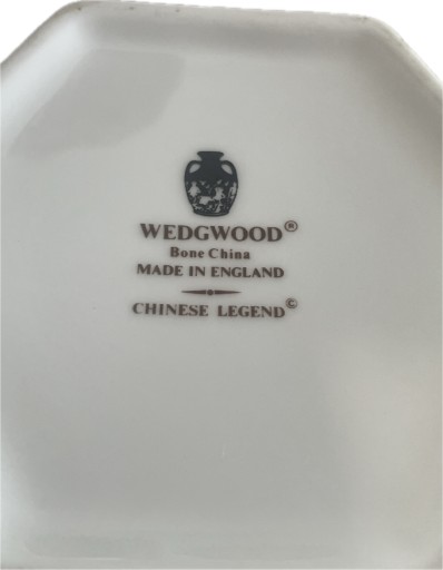 Фарфоровая шкатулка Wedgewood Bone China Chinese Legend