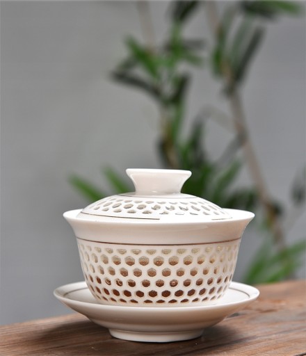 Керамическая чайная чашка Gaiwan с крышкой.