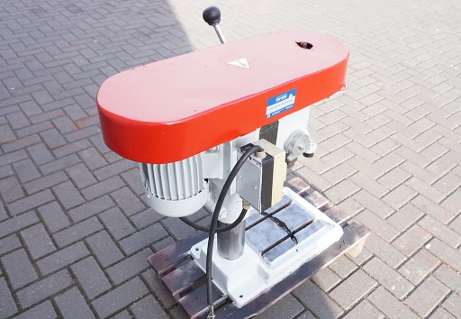 WIERTARKA PIONOWA do DREWNA typ WS-15 MOC: 0,55kW 4-prędkości