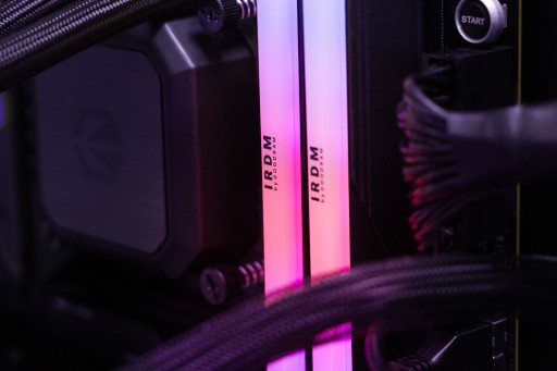 Оперативная память GOODRAM IRDM DDR5 RGB 32 ГБ (2x16 ГБ), 6000 МГц CL30