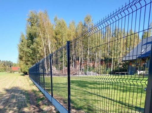 панельный забор по системе ral панельный бетонный фундамент 1,19м+20см 6005