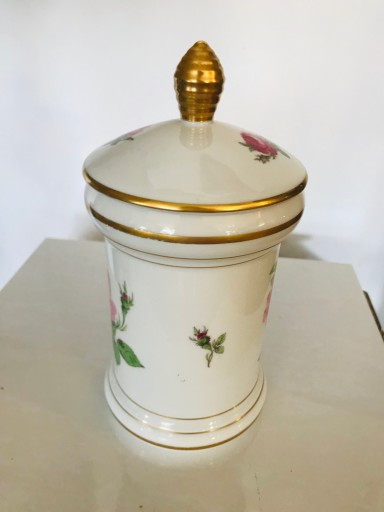 Porcelanowa herbatnica Pojemnik porcelanowy z roza