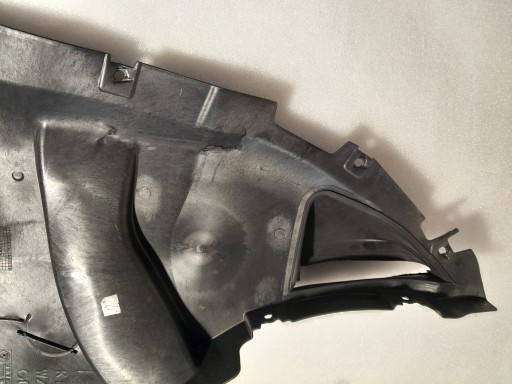 BMW X7 G07 40i КРЫШКА КОЛЕСНОГО КАРКАРА СПРАВА 7453930