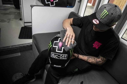 Muc-Off Środek do czyszczenia wizjerów i gogli
