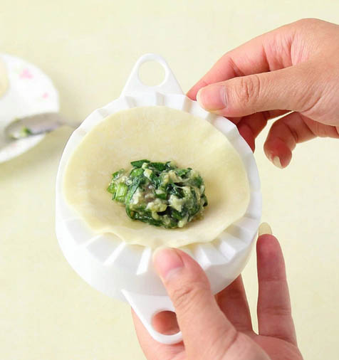 ФОРМОРЕЗ ДЛЯ НАРЕЗКИ ПЕЛЬМЕНЕЙ USSZEK, 3 шт.