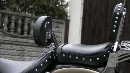ПОДВИЖНАЯ СПИНКА ВОДИТЕЛЯ YAMAHA DRAG STAR 1100 (9520)