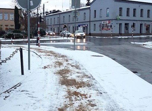 ПЕСОК для посыпки дорог и улиц зимой, в мешках
