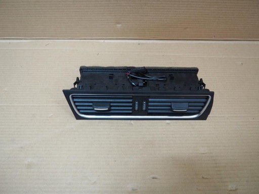 KRATKA NAWIEWU ŚRODKOWA AUDI A4 B8 A5 8T1820951C