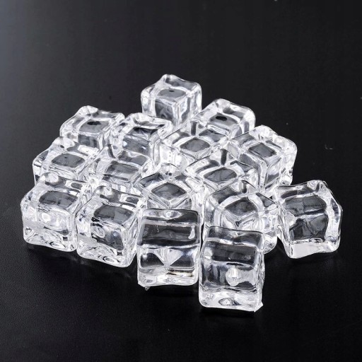 16шт 2x2см поддельные искусственные акриловые кубики льда