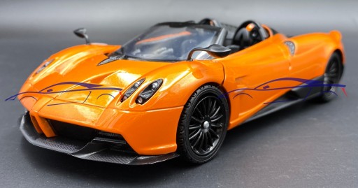 PAGANI Huayra Roadster 1:24 Motormax 79354