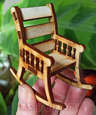 КРЕСЛО с лесной лампой в садовой банке, 3D стекло, фанера