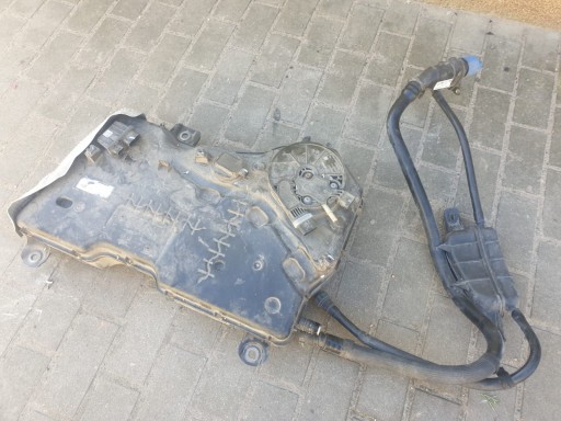 VW AMAROK 3.0 TDI ADBLUE БАК В КОМПЛЕКТЕ