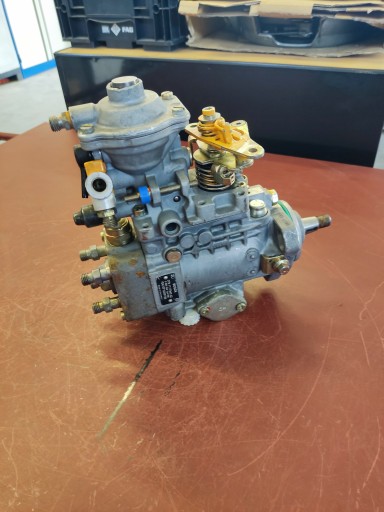 POMPA WTRYSKOWA BOSCH 0460424154 VE4/12F1000R734