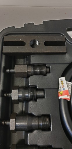ТЕСТЕР ДАВЛЕНИЯ СЖАТИЯ KRAFTMANN 62660 0-70 БАР