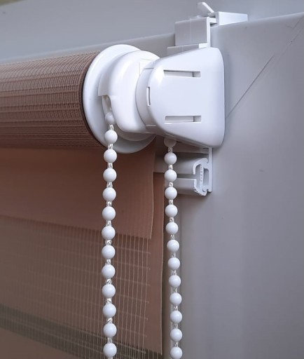 MECHANIZM HAMUJĄCY Z ŁAŃCUSZKIEM DO ROLETY MINI DZIEŃ NOC W PĘTLI