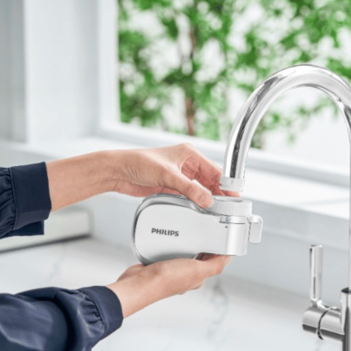 Фильтр для водопроводной воды PHILIPS AWP3705P3 с дисплеем и тремя фильтрами