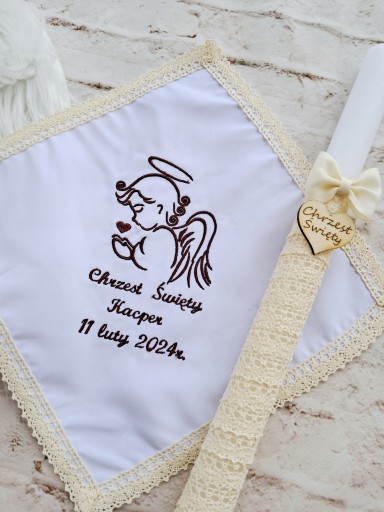 zestaw szatka świeca gromnica do chrztu chrzest święty haft data imię