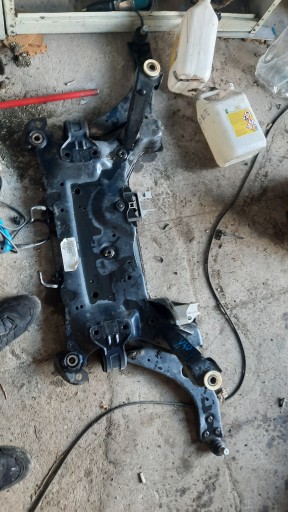 ДЕРЖАТЕЛЬ ДВИГАТЕЛЯ VOLVO V40 II 12-19 3855236 салазки