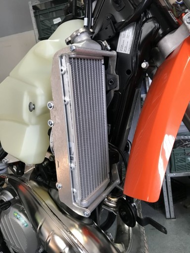Крышки радиатора KTM HUSQVARNA EXC FE 450 4T 20-23