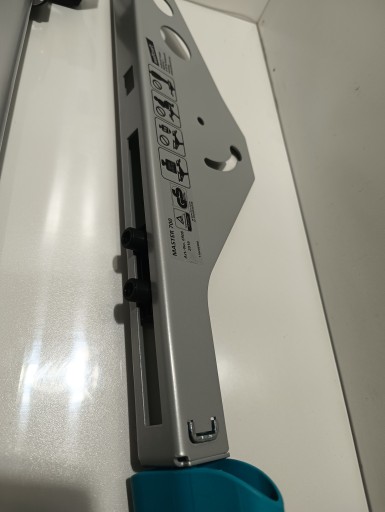 wolfcraft WF6908000 Верстак с тисками Master 700 макс.150кг 78-95см