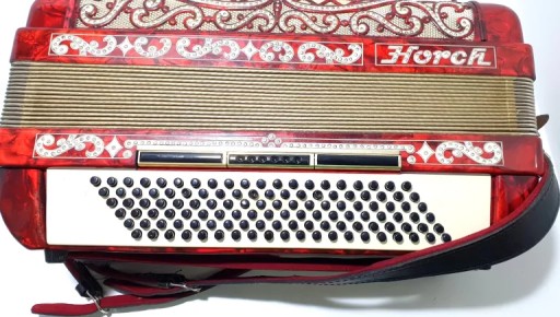 АККОРДЕОН HORCH DELUXE 120 BASS 4 CHORS + ЧЕХОЛ
