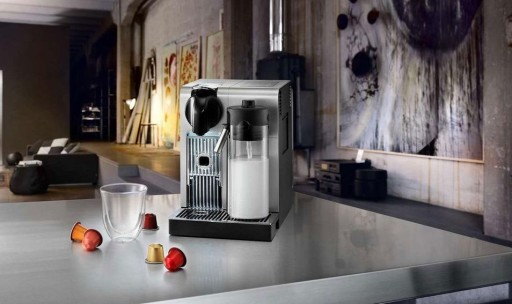 Кофемашина Nespresso DeLONGHI EN750.MB LATTISSIMA PRO