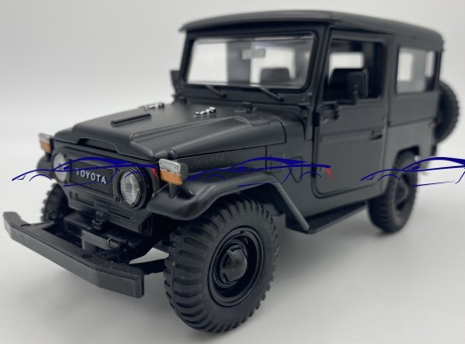 Toyota FJ 40 Hard Top 1:24 черный Motormax 79323