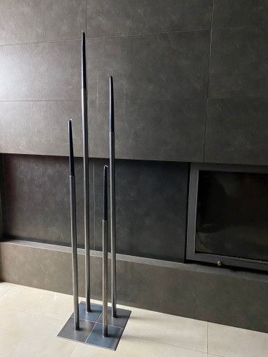 MINIMALISTYCZNY ŚWIECZNIK Z STALI HAMBURG 120 cm
