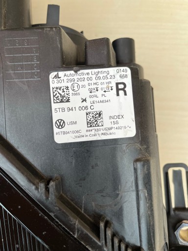 ФОНАРЬ ПЕРЕДНИЙ ПРАВЫЙ VW TOURAN III 5TA 5TB941006