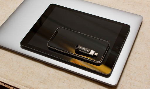 Флэш-накопитель SanDisk iXpand USB 3.0 Go 256 ГБ для iPhone