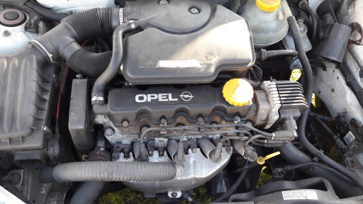 Opel Corsa B 98r 1.2 бензин моновпрыск