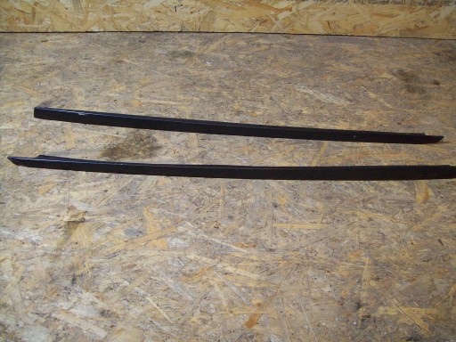 SAAB 93 1.9 TID 02-07 НАКЛАДКА ПЕРЕДНЕГО ОКНА
