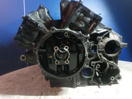 БЛОК ДВИГАТЕЛЯ HONDA MAGNA VF 500 V30