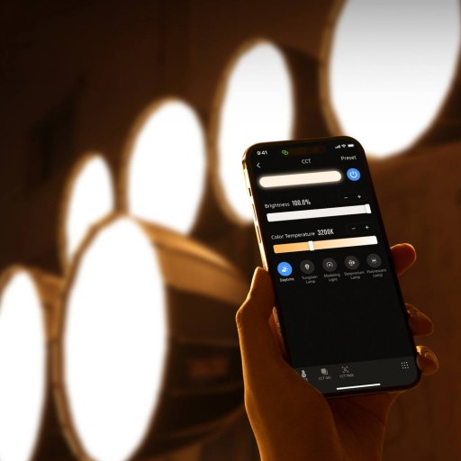 Светодиодная лампа Zhiyun Molus G200 COB Light 200 Вт