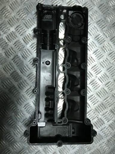 КЛАПАНА КРЫШКА MERCEDES W205 6510108918